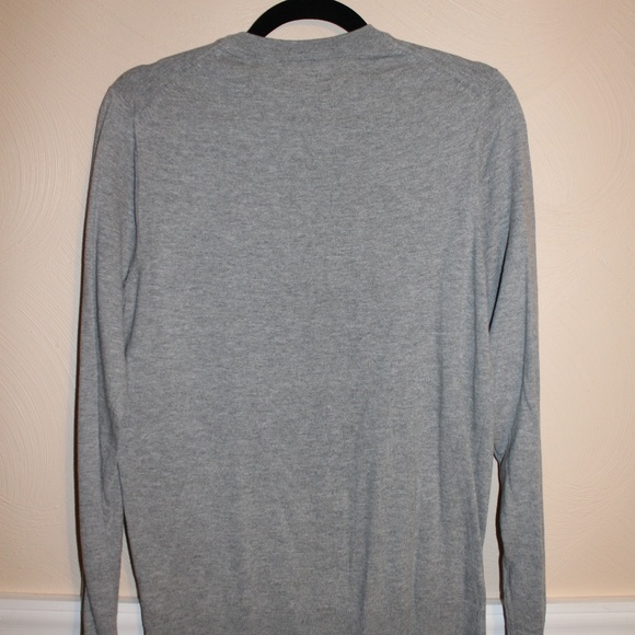 Old Navy Grey Sweater - Picture 3 of 3